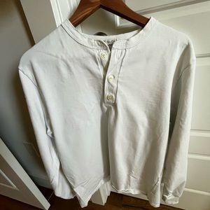 BRANDY MELVILLE/PACSUN (JOHN GALT) oversized white sweater quarter button up